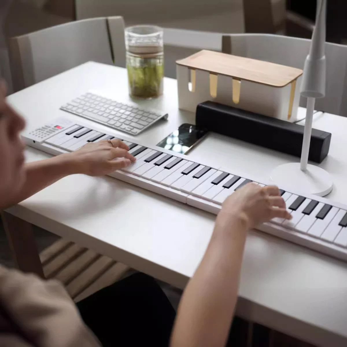 muzic-onal-img-05.jpg__PID:f4451a5c-4662-4049-8d97-7ff0eb03e863